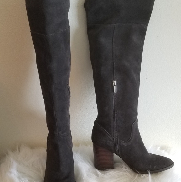 Steve Madden Shoes - Steve Madden suede boots